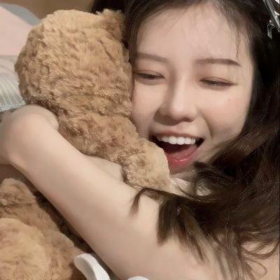黑夜里的眼睛